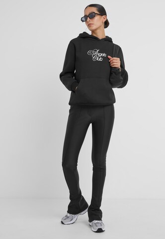 Miss Tee Sweatshirt 'Angels Club' in Black