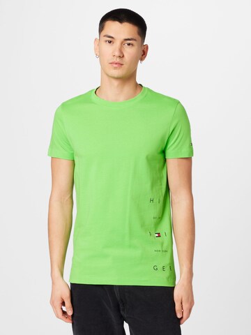 T-Shirt TOMMY HILFIGER en vert : devant