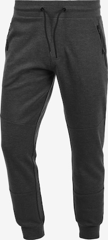 !Solid Regular Pants in Grey: front