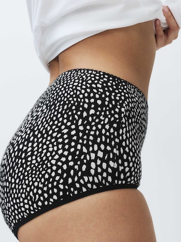 Slip di Marks & Spencer in nero