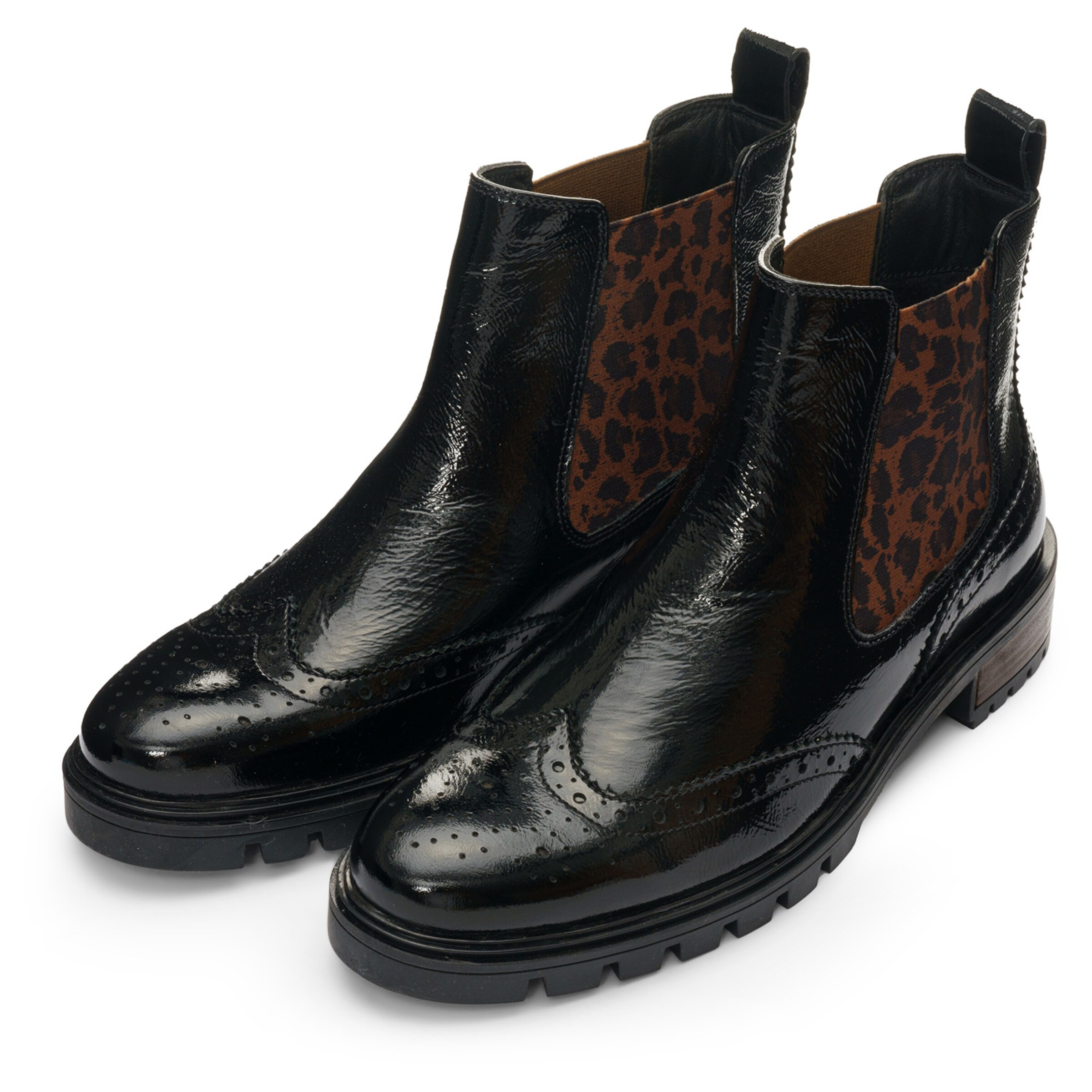 ARA Chelsea Boots in Black