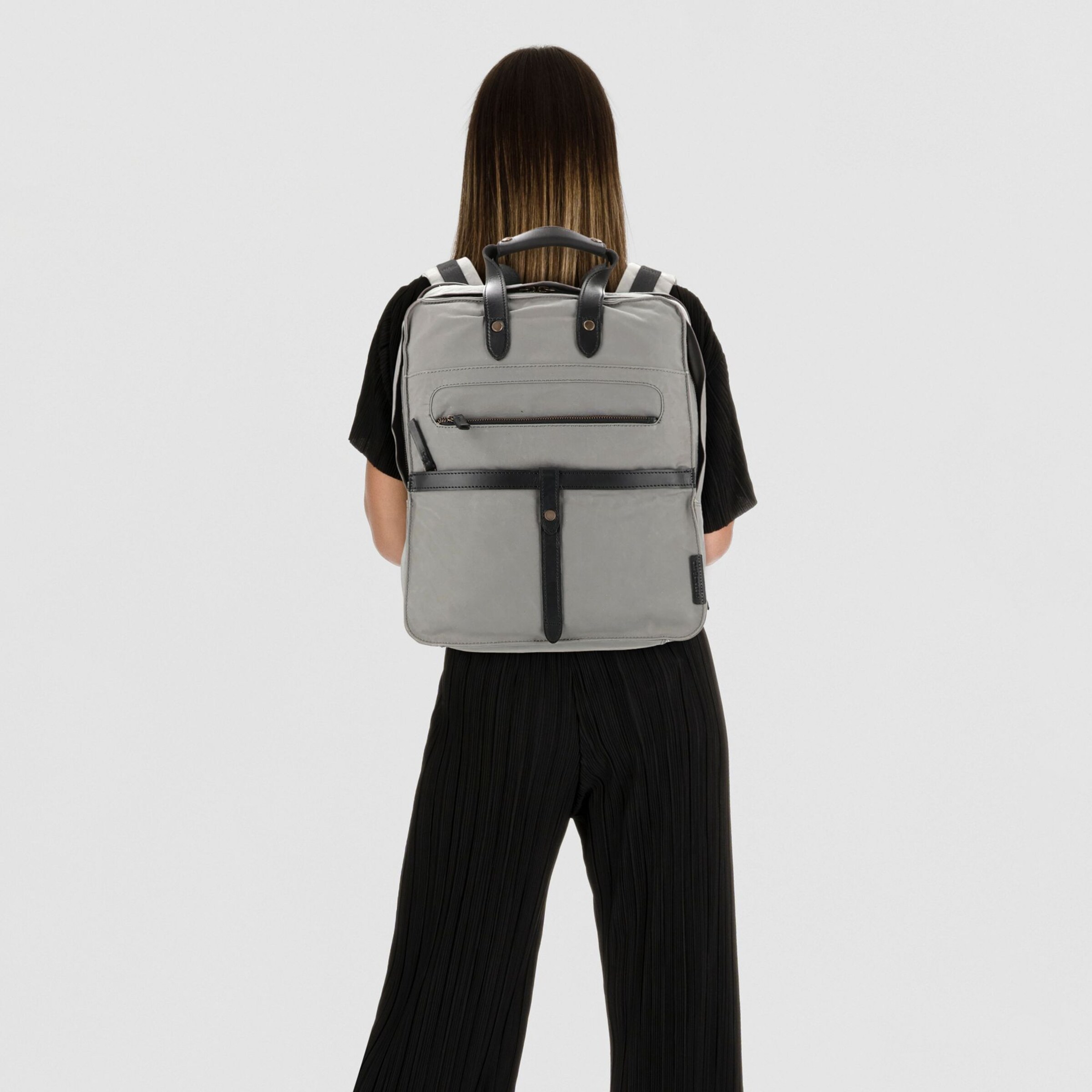Harbour 2nd Backpack 'Cool Casual' in Grey: front