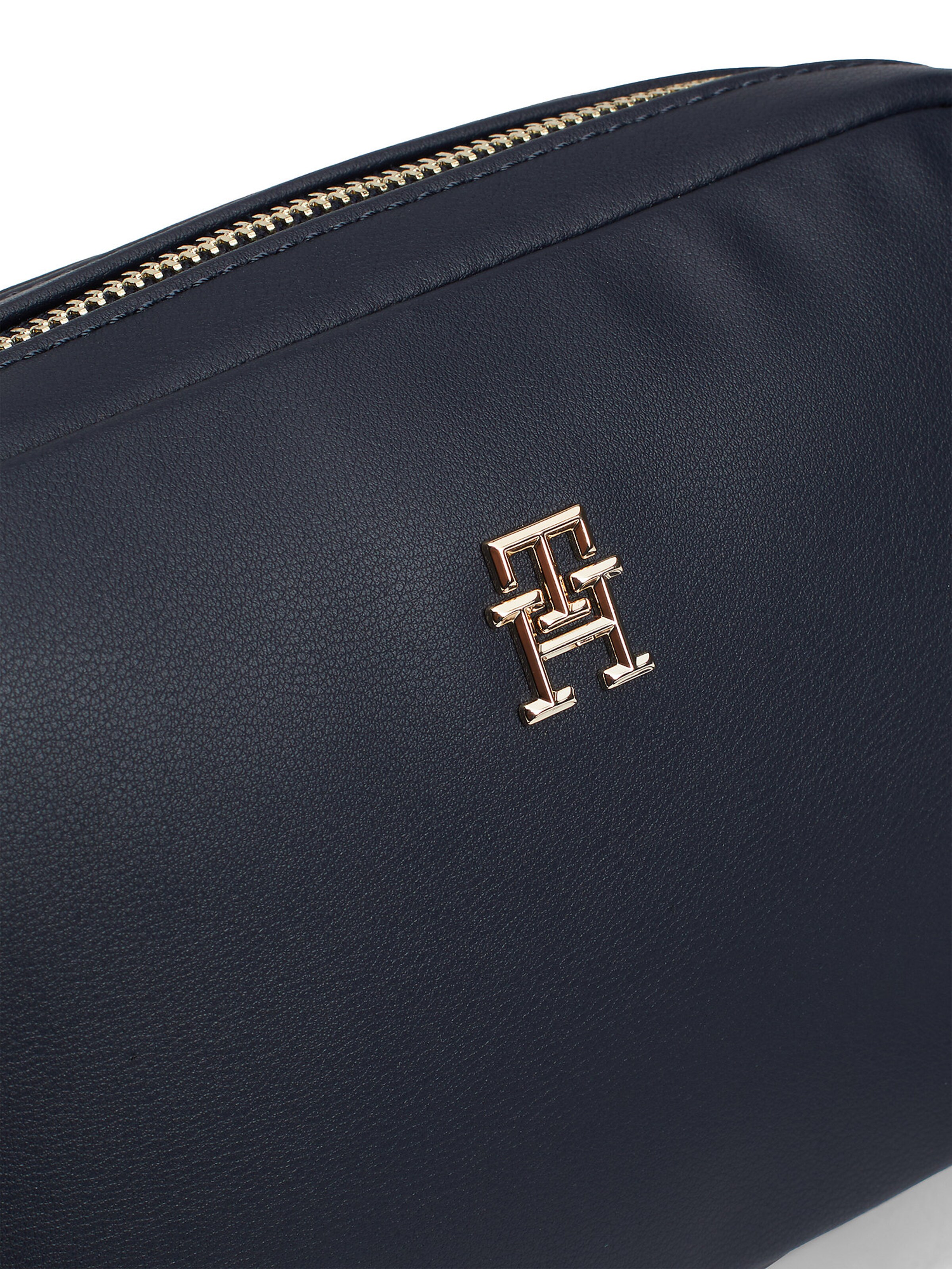 TOMMY HILFIGER Black Friday Sale 2024 ABOUT YOU