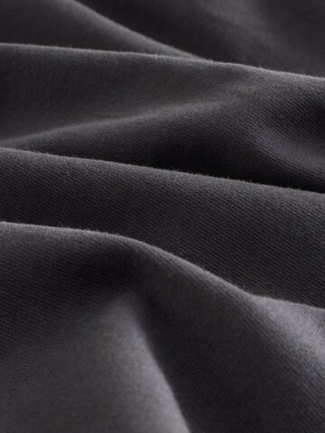 NextMajica - siva boja