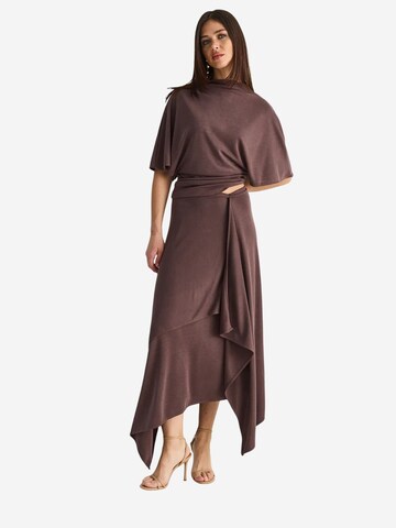 Tailleur 'Zweiteiliges Set' di Bianco Lucci in marrone