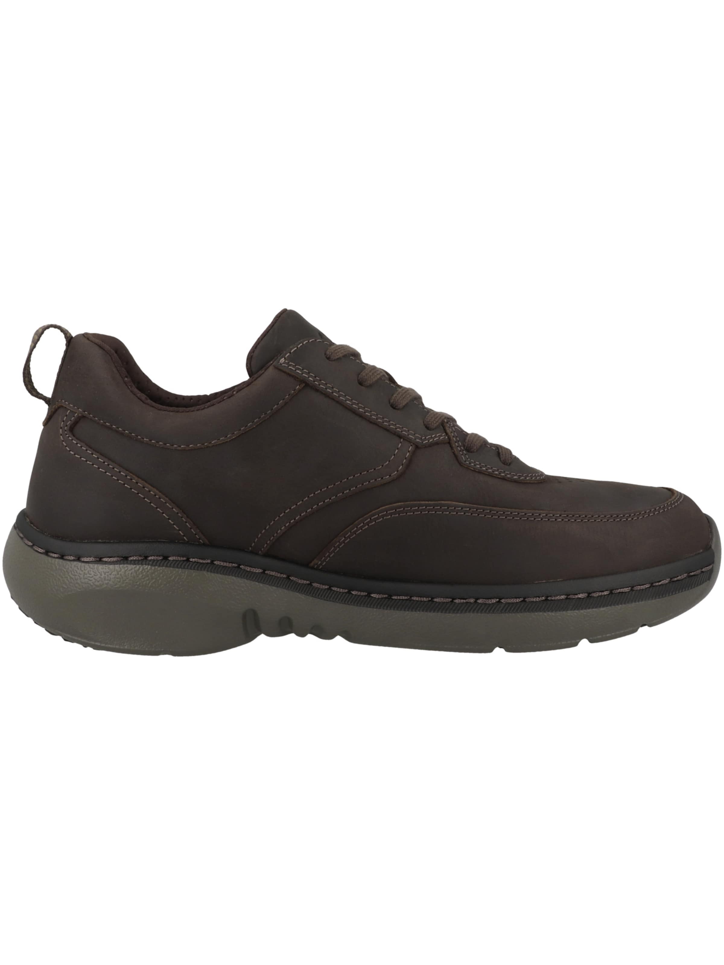 Scarpa stringata sportiva 'Pro' di CLARKS in marrone