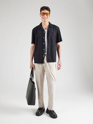 Only & Sons Comfort fit Button Up Shirt 'ONSAron' in Black