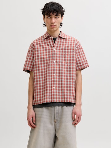 JACK & JONES Comfort fit Button Up Shirt in Red: front