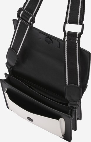 CALL IT SPRING Tasche 'LOLLYPOP' in Schwarz