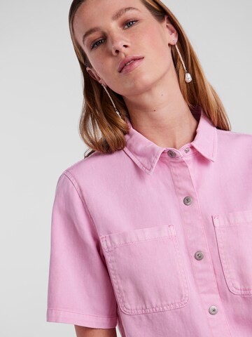 Camicia da donna 'Blume' di PIECES in rosa