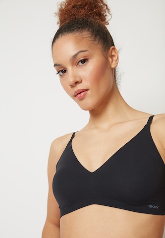 T-shirt Reggiseno di Skiny in nero