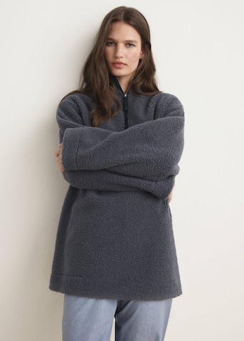 MANGO Sweater in Blue: front