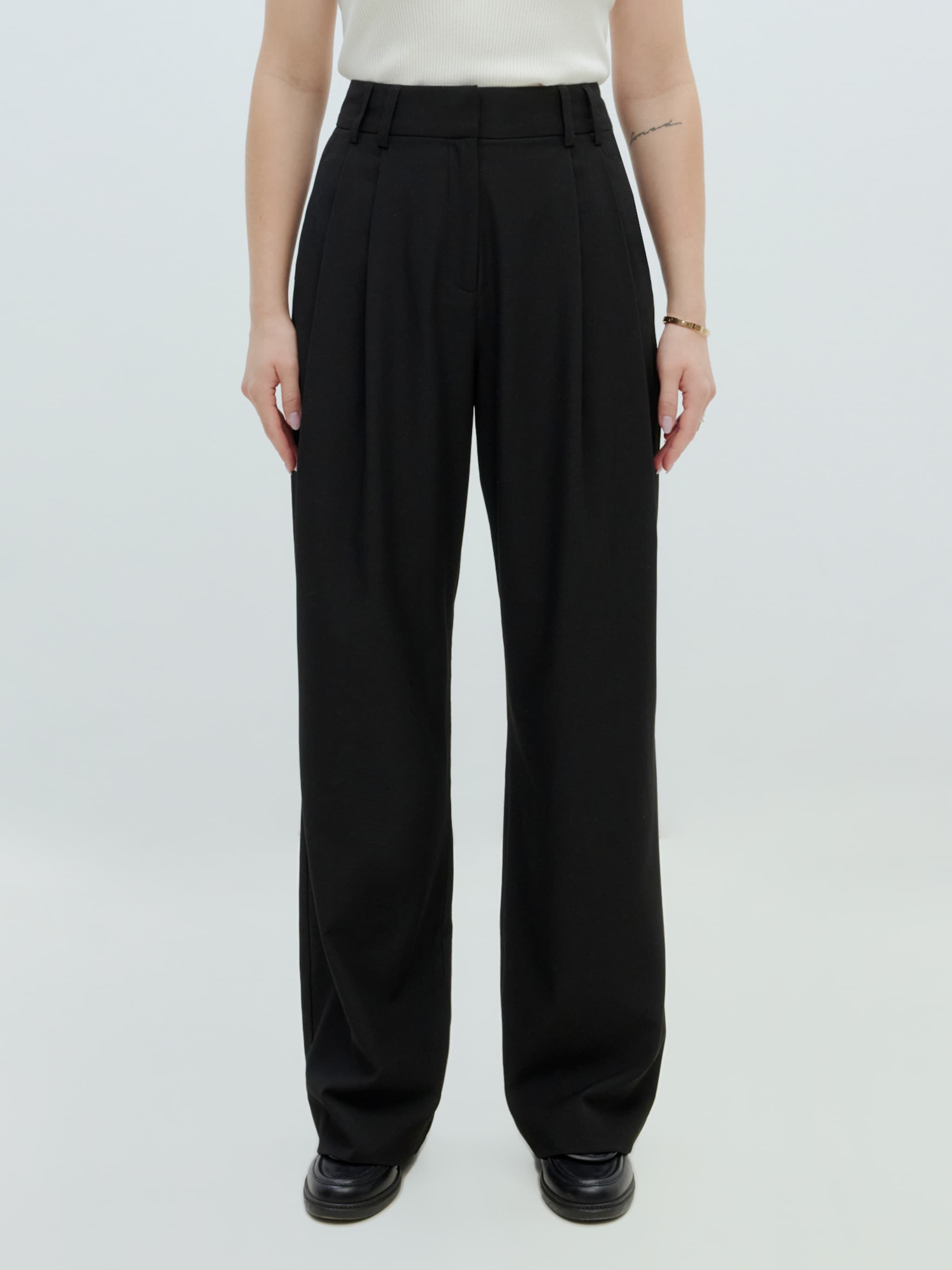 EDITED Produits Pantalon 'Berte Tall' noir