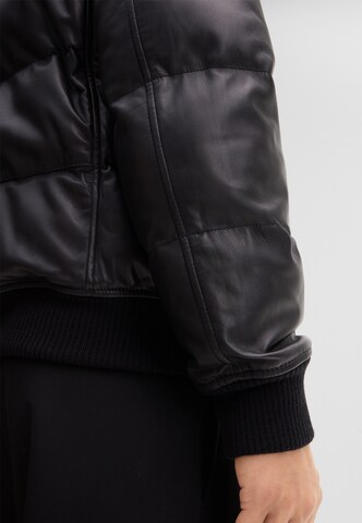 STRELLSON Jacke in Schwarz