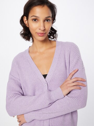 ONLY Strickjacke 'KATIA' in Lila