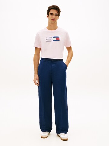 T-Shirt 'BRAND LOVE' TOMMY HILFIGER en rose