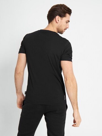 BENCH T-Shirt 'Cadiz' in Schwarz