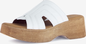 GABOR Pantolette in Weiß: Vorderseite