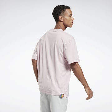 T-Shirt fonctionnel 'Pride' Reebok en rose