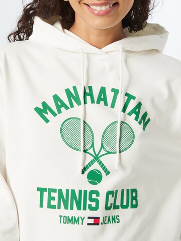 Tommy Jeans Sweatshirt 'Relaxed Tennis Club' in Beige