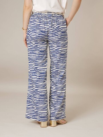 évasé Pantalon 'DONAZIA' Deeluxe en bleu