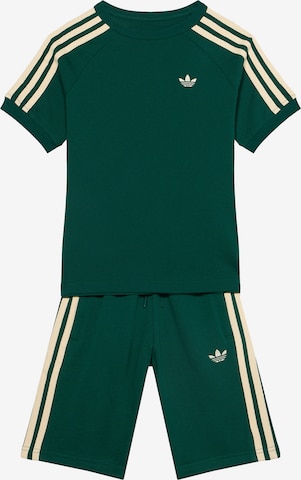 ADIDAS ORIGINALS Set i grön: framsida