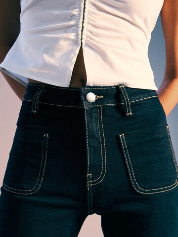 Bershka Wide Leg Jeans i blå