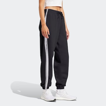 Effilé Pantalon de sport 'Essentials' ADIDAS SPORTSWEAR en noir