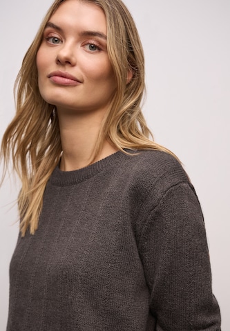 STREET ONE Pullover in Braun