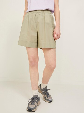 JJXX Loose fit Trousers 'EAMES' in Green: front