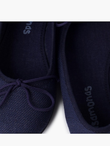 Pisamonas - Bailarina en azul