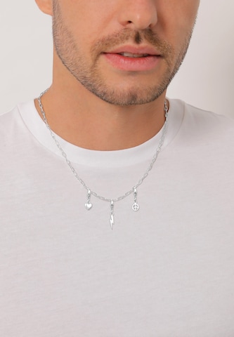 KUZZOI Pendant in Silver