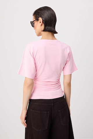 Trendyol Shirt in Pink