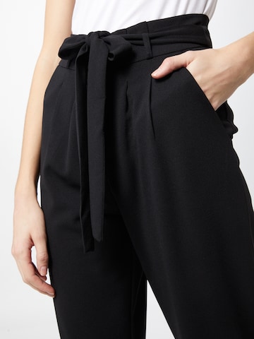 Effilé Pantalon 'Tanja' JDY en noir