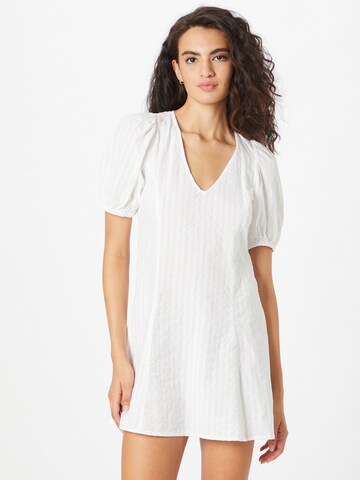 Robe Monki en blanc : devant