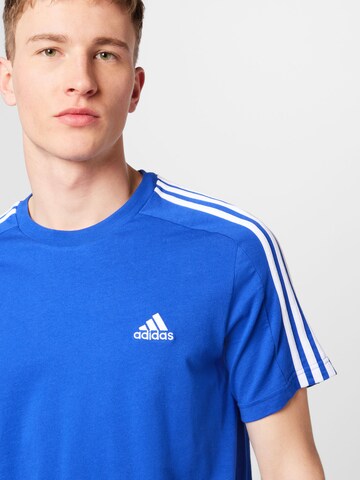 ADIDAS SPORTSWEAR Λειτουργικό μπλουζάκι 'Essentials' σε μπλε