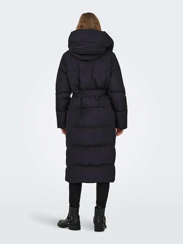 ONLY Mantel in Schwarz