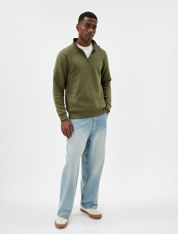 Koton Sweatshirt in Groen
