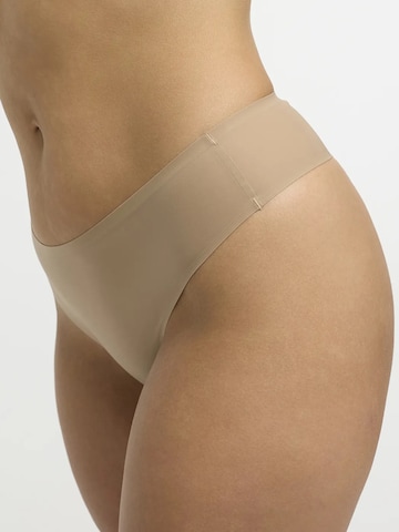 String 'Air Sense Tanga' cfab en beige