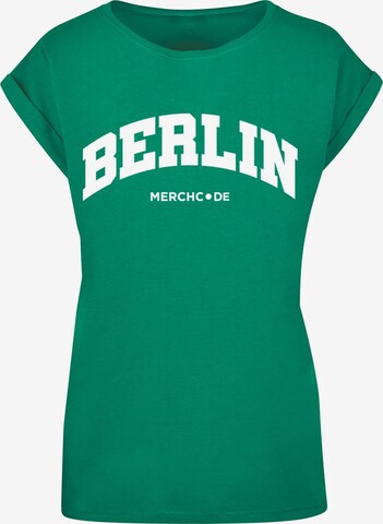 Merchcode Shirt 'Berlin' in Groen: voorkant