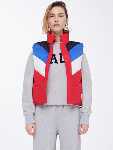 Ball Vest 'Andrea' in Red: front