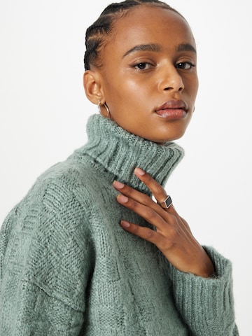 ONLY Sweater 'RUBINA' in Green