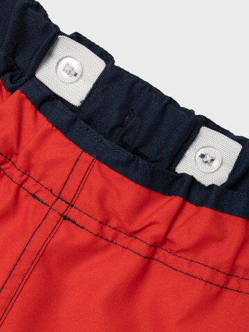 NAME IT Badeshorts i rød