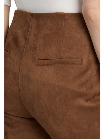 Coupe slim Pantalon Betty Barclay en marron