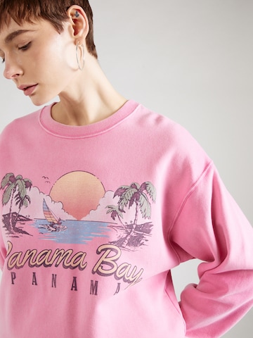 HOLLISTER Sweatshirt in Pink