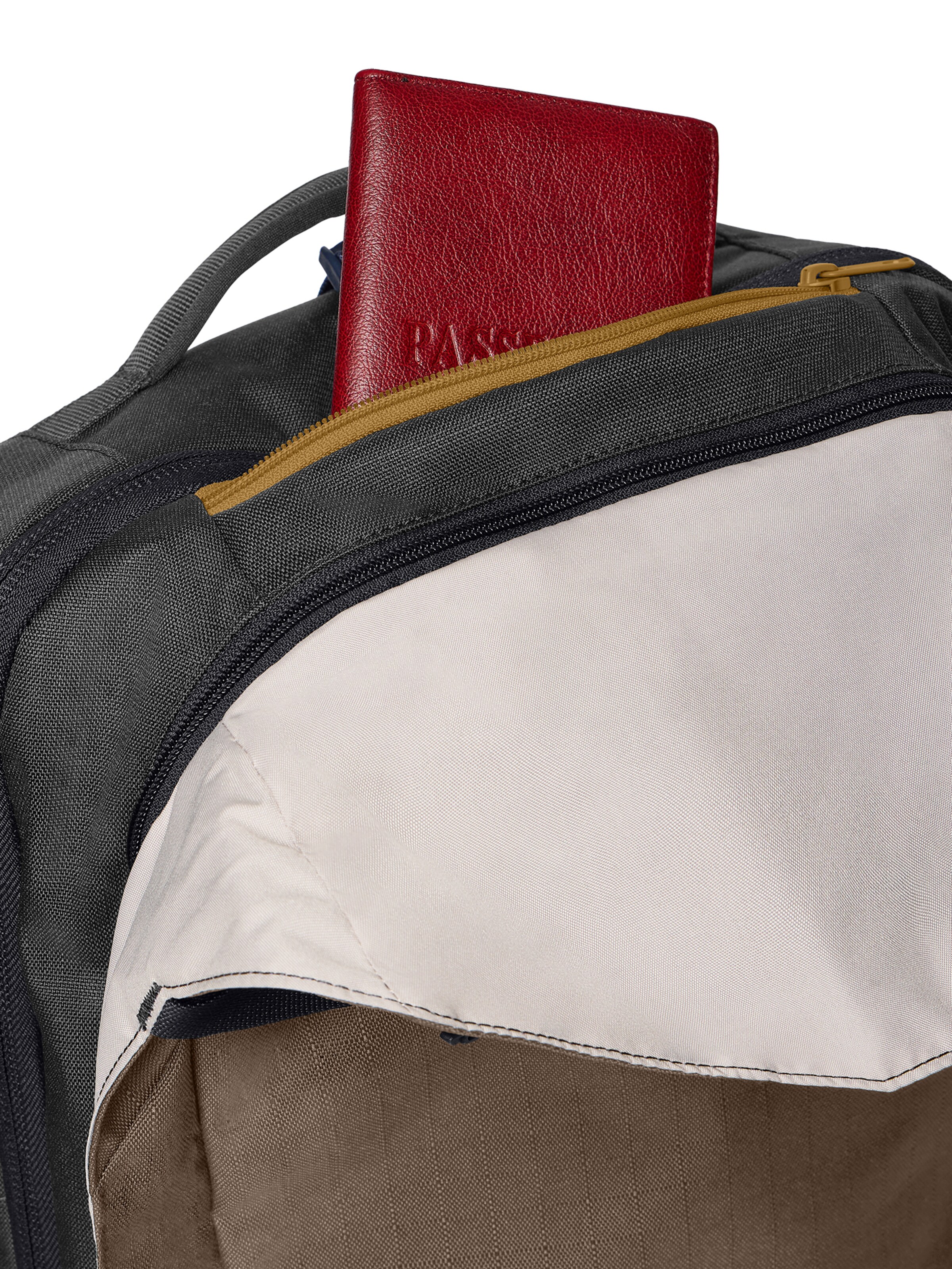VAUDE Rucksack 'Mundo Carry-On 38' in Braun