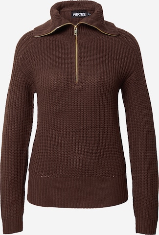 Pull-over 'MILLA' PIECES en marron : devant