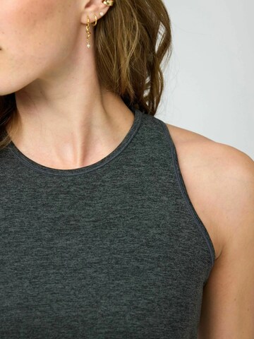 Girlfriend Collective Top ' Reset ' – černá