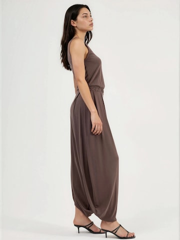 Busem Jumpsuit in Bruin