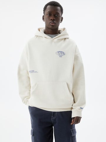 Pull&Bear Sweatshirt in White: front